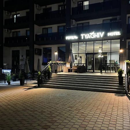 Готель Тячів Exterior foto