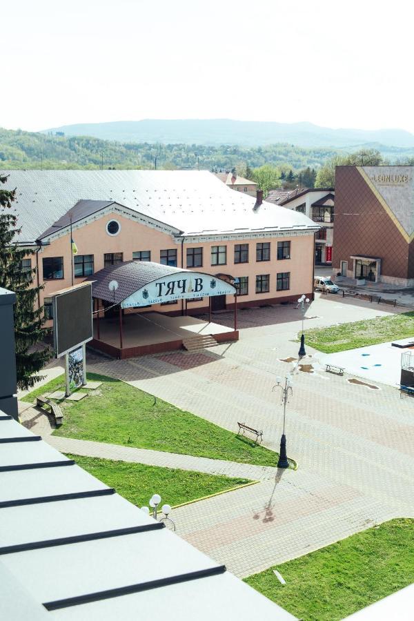 Готель Тячів Exterior foto